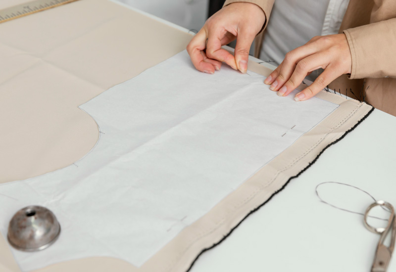 Low moq premium cut and sew manufacturing